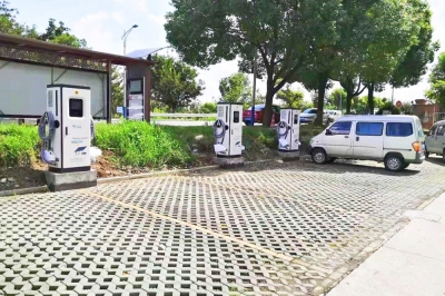 嘉兴逸庭广场充电站